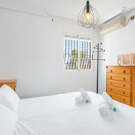 Semesterbostad Spacious Private Family With Ac And Pool San Vicente Raspeig
