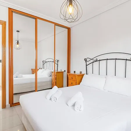 Spacious Private Family With Ac And Pool Semesterbostad San Vicente Raspeig