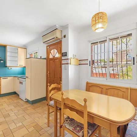 Spacious Private Family With Ac And Pool *